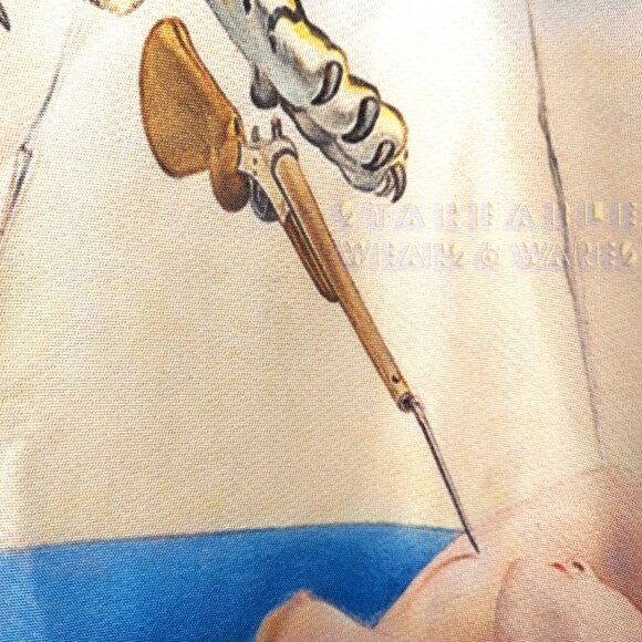 DALI DREAM CAUSED BEE T-SHIRT Men's Small Women's Large polyester all-over-print - Picture 5 of 16